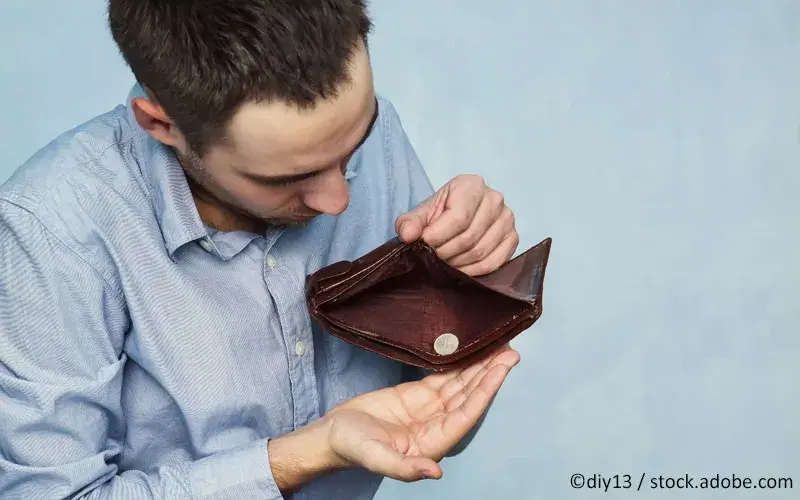 Geldbeutel fast leer