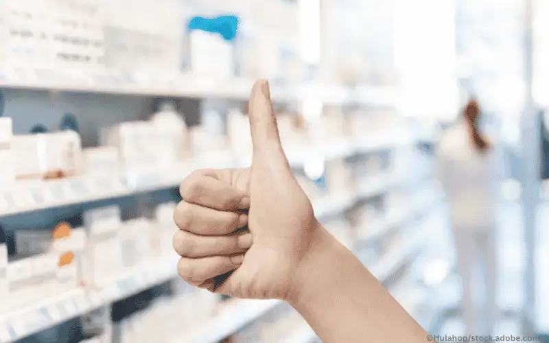 Daumen-nach-oben-hoch-Apotheke