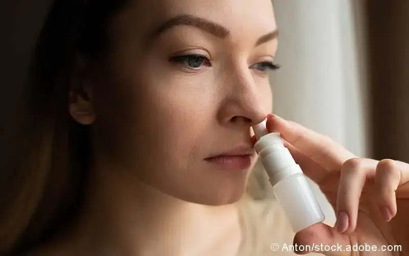 Nasenspray Applikation