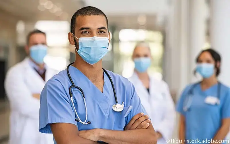 Ärzteteam-krankenhaus