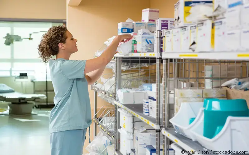 Verbrauchsmaterial Lager Krankenhaus