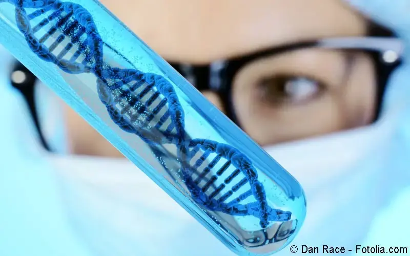 Forscher_Reagenzglas_DNA