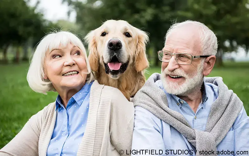 Aelteres Paar Haustier